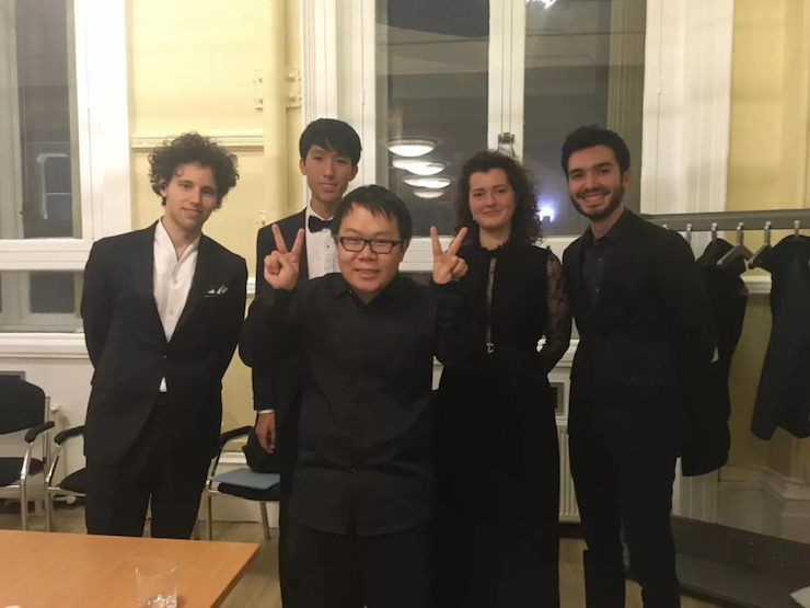 特别喜讯！川音籍学子——王心源荣获利兹国际比赛第三名及最受观众欢迎奖！