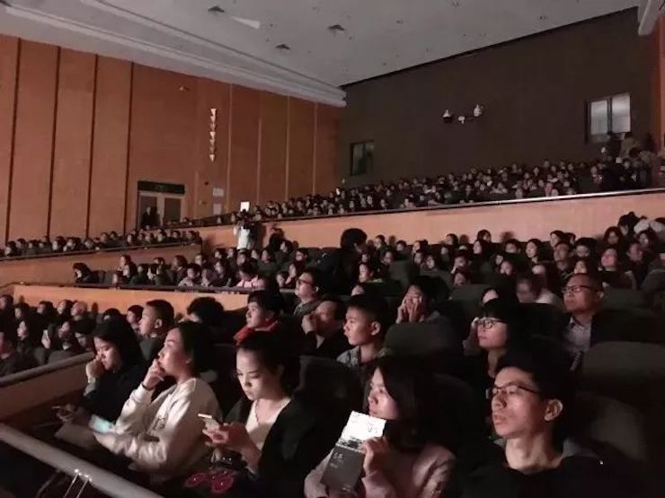 【报道】利来w66艺术家孙鹏杰《琴书》主题音乐会深圳演出获得巨大成功！